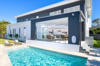 yourtown Draw 550 Photo